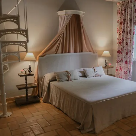 Relais Di Rossi Danielli - By Tdf